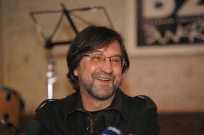 При нажатии появляется картинка большего размера