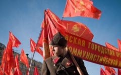 Почему коммунисты проигрывают Почему коммунисты проигрывают