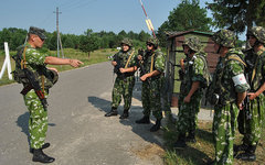 Украинские солдаты. Фото с сайта defenseimagery.mil