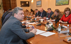Заседание Луганского облсовета. Фото с сайта oblrada.lg.ua