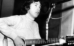 Джордж Янг. Фото со страницы The Easybeats в Facebook Джордж Янг. Фото со страницы The Easybeats в Facebook