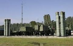 Ракетный комплекс С-400. Фото с сайта warfare.ru