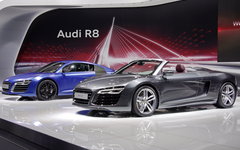 Audi R8 V10 plus и R8 V10 © KM.RU, Кирилл Савченко Audi R8 V10 plus и R8 V10 © KM.RU, Кирилл Савченко