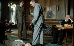 Кадр из фильма «Смерть Сталина». Фото с сайта kinopoisk.ru Кадр из фильма «Смерть Сталина». Фото с сайта kinopoisk.ru