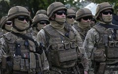Стоп-кадр с видео в YouTube Спецназ Украины