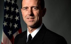 Фото со страницы Adm. John Richardson в Твиттер