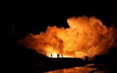 Пожар в порту Архангельска Пожар в порту Архангельска