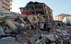 Землетрясение в Турции Землетрясение в Турции