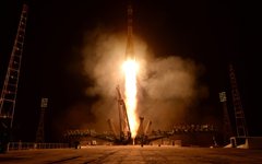 Запуск ракеты-носителя "Союз-ФГ" с пилотируемым кораблем "Союз ТМА-13М" © РИА Новости, Константин Чалабов