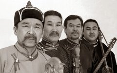 «Хуун-Хуур-Ту». Фото предоставлено организаторами концерта «Хуун-Хуур-Ту». Фото предоставлено организаторами концерта