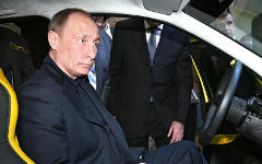 Владимир Путин за рулем © РИА Новости, Алексей Никольский Владимир Путин за рулем © РИА Новости, Алексей Никольский