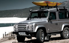Фото компании Land Rover