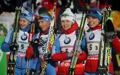 Женская сборная России по биатлону. Фото с сайта rusbiathlon.ru Женская сборная России по биатлону. Фото с сайта rusbiathlon.ru
