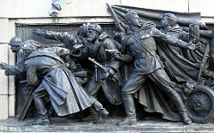 Памятник Советской армии в Софии. Фото Ferran Cornellà с сайта wikipedia.org Памятник Советской армии в Софии. Фото Ferran Cornellà с сайта wikipedia.org