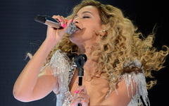 Бейонсе. Фото с сайта beyonce.com Бейонсе. Фото с сайта beyonce.com