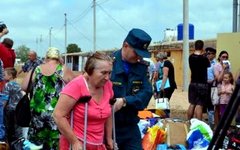 Переселенцы с Украины в Севастополе. Фото пресс-службы местного управления МЧС Переселенцы с Украины в Севастополе. Фото пресс-службы местного управления МЧС