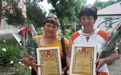 Жительницы Абинска, награжденные за содействие в раскрытии ограбления. Фото с сайта mvd.ru Жительницы Абинска, награжденные стражами порядка за содействие в раскрытии огр