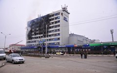 Сгоревший Дом печати в Грозном. Фото с сайта nac.gov.ru Сгоревший Дом печати в Грозном. Фото с сайта nac.gov.ru