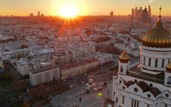 Кадр из фильма «Москва никогда не спит». Фото с сайта kinopoisk.ru Кадр из фильма «Москва никогда не спит». Фото с сайта kinopoisk.ru