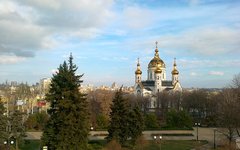 © KM.RU, Федор Сергеев Вид на центр города с памятника Жертвам фашизма. © KM.RU, Федор Сергеев