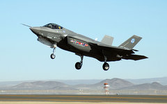Фото с сайта wikipedia.org Истребитель F-35