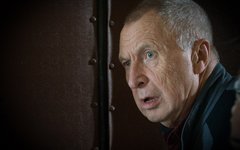 Кадр с сайта kino-teatr.ru Режиссер «Белорусского вокзала» призвал убрать «шпиона» Ленина из мавзолея