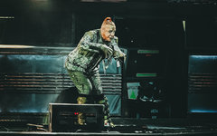 © KM.RU, Наталья Ступникова Вокалист группы Rammstein снимает клип на «Ленфильме»