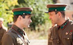 Кадр с сайта kino-teatr.ru По законам военного времени