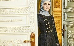 Фото с сайта stuki-druki.com Айшат Кадырова