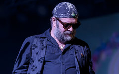 © KM.RU, Евгений Стукалин БГ призвал пенсионеров сидеть дома и не общаться с детьми