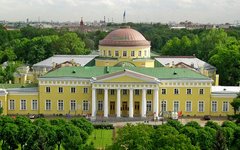 Таврический дворец. Фото с сайта культура.рф Таврический дворец. Фото с сайта культура.рф