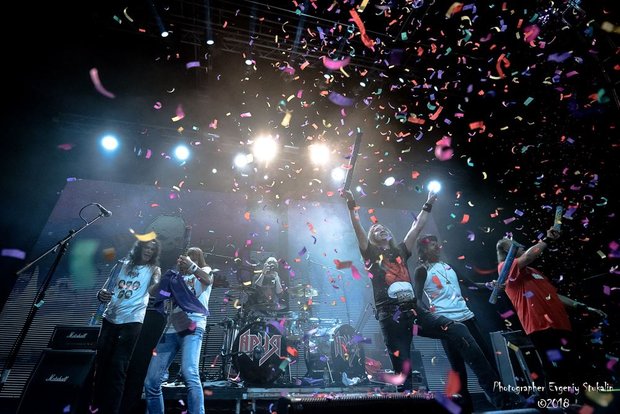 4 января екатеринбург концерт. 4 января екатеринбург концерт. ник мировой шансон. концерт ария тольятти у руси фото. филармония тюмень концерты 2021.